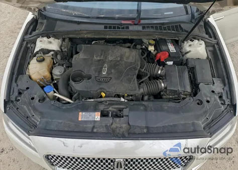 2017 Lincoln Continental Reserve z USA, uszkodzony, nr VIN 1LN6L9RP4H5628224